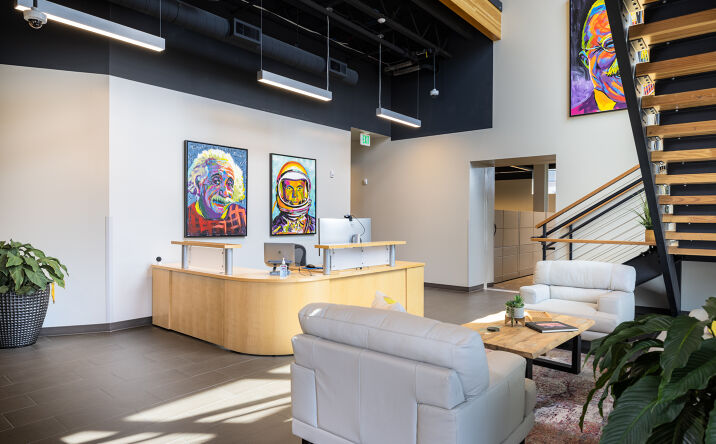Pictures of Retail, Office, Special Purpose property located at 317 Commercial Ave, Anacortes, WA 98221 for lease - image #1