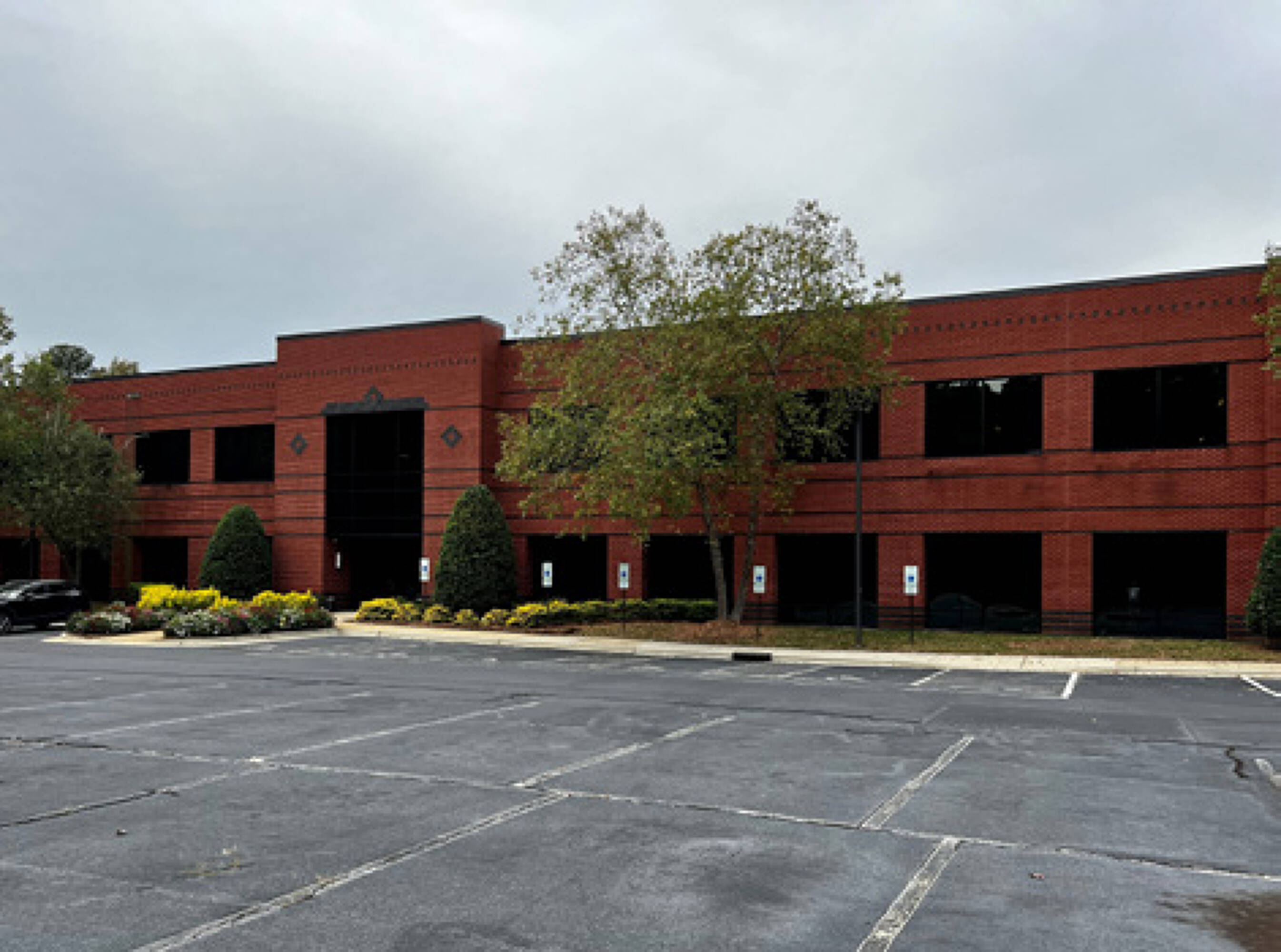 2701 Aerial Center Pkwy, Morrisville, NC 27560 | Crexi.com