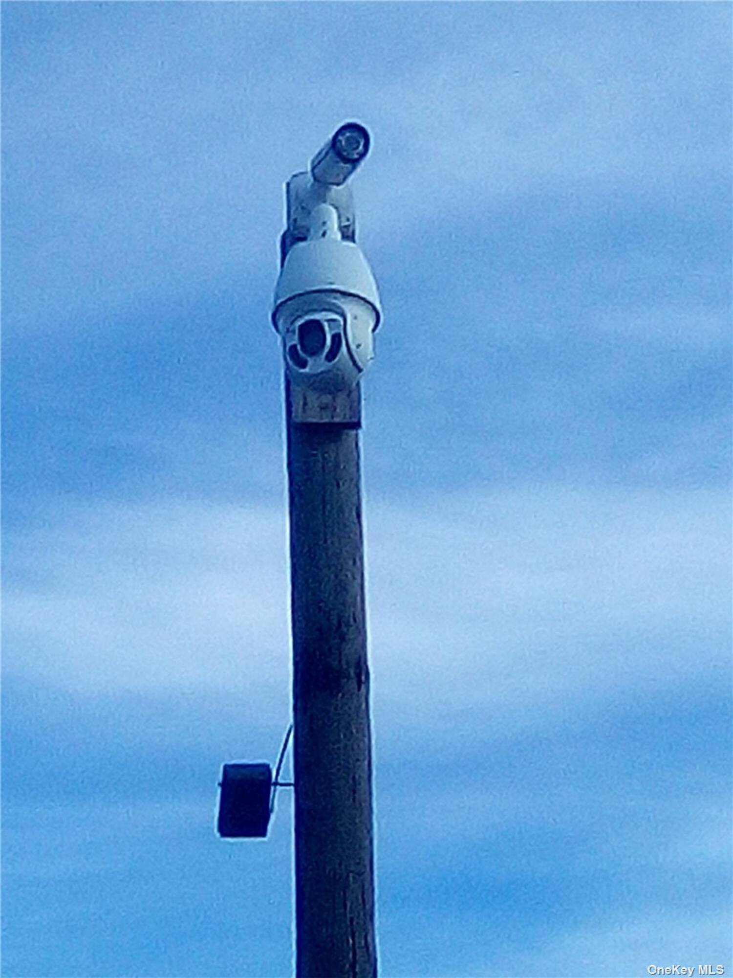 122 Railroad Ave, Center Moriches, NY 11934