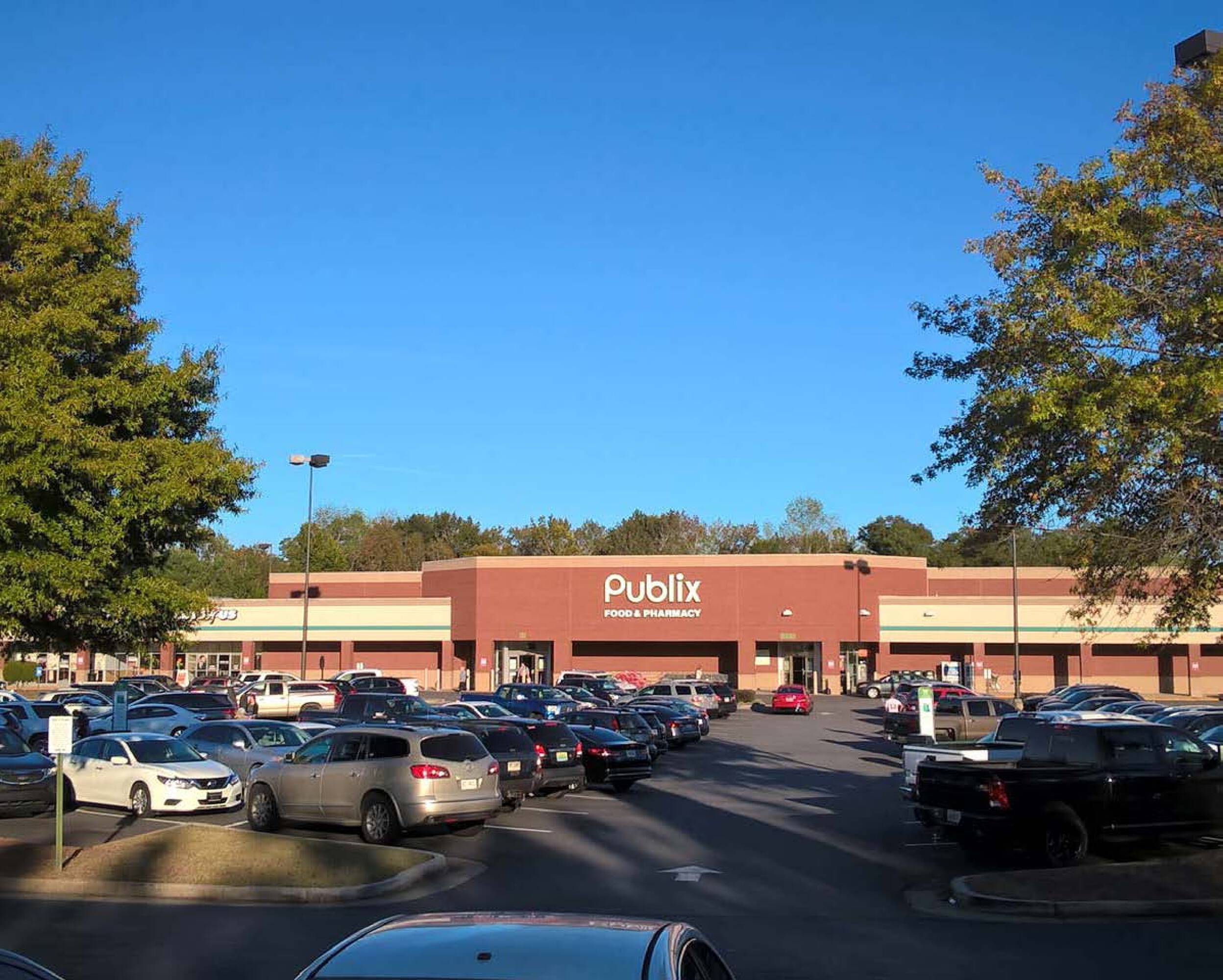 7600 Schomburg Rd, Columbus, GA 31909