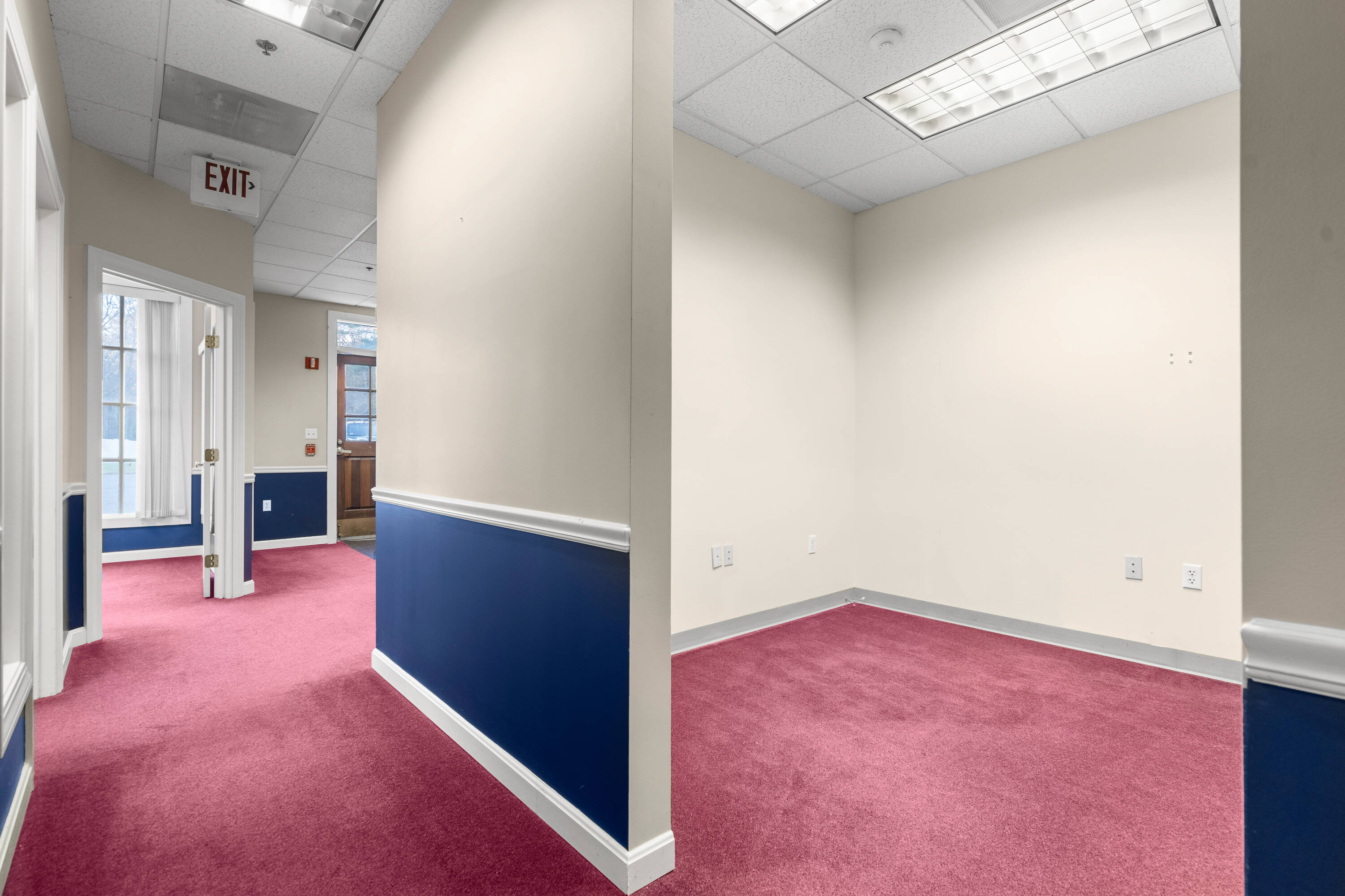 256 Rd, Boxford, MA 01921