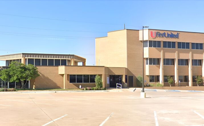 Pictures of Office property located at 6000 S Western Ave, Oklahoma City, OK 73139 for lease - image #1