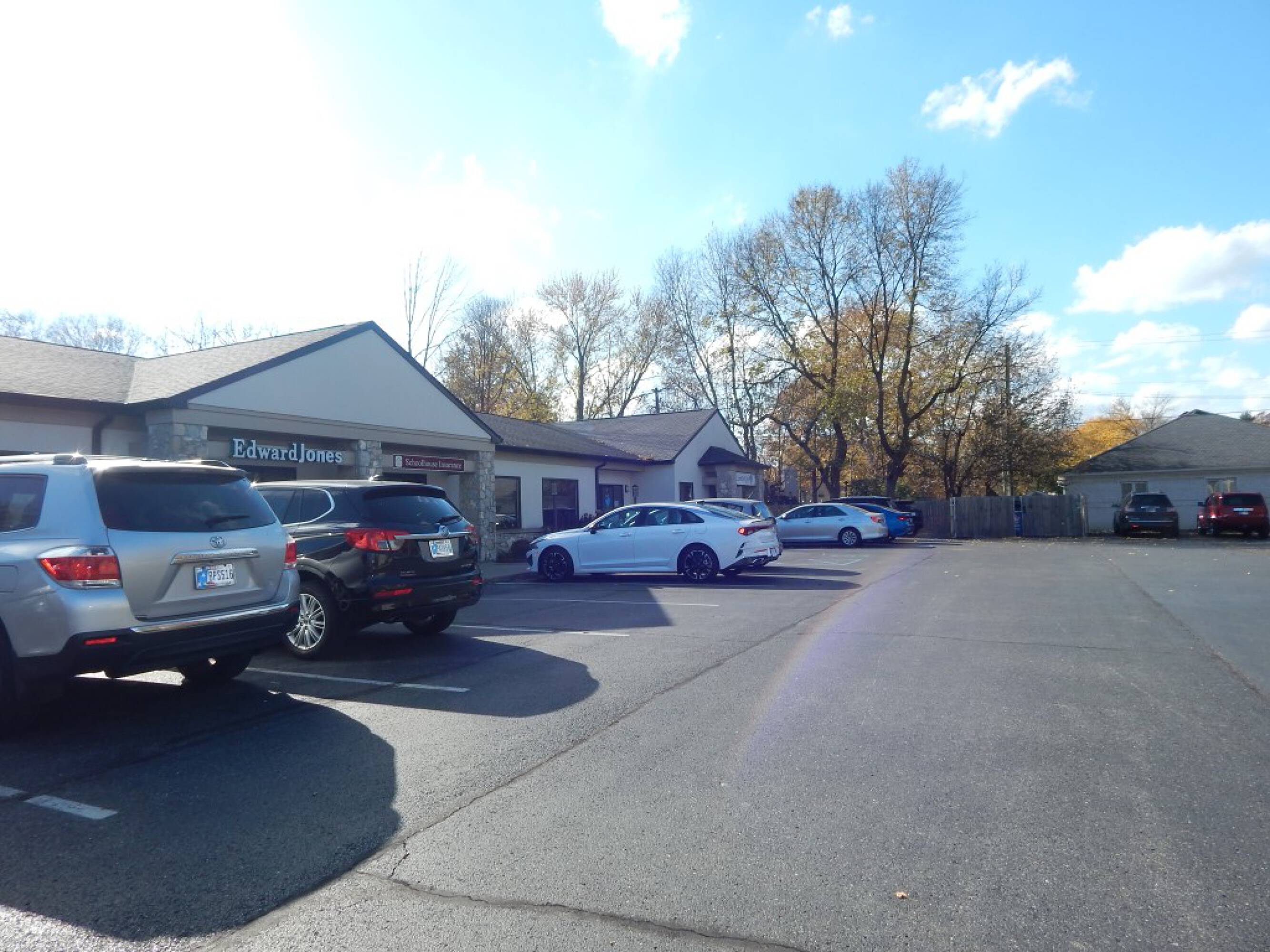 3725 E Southport Rd, Indianapolis, IN 46227