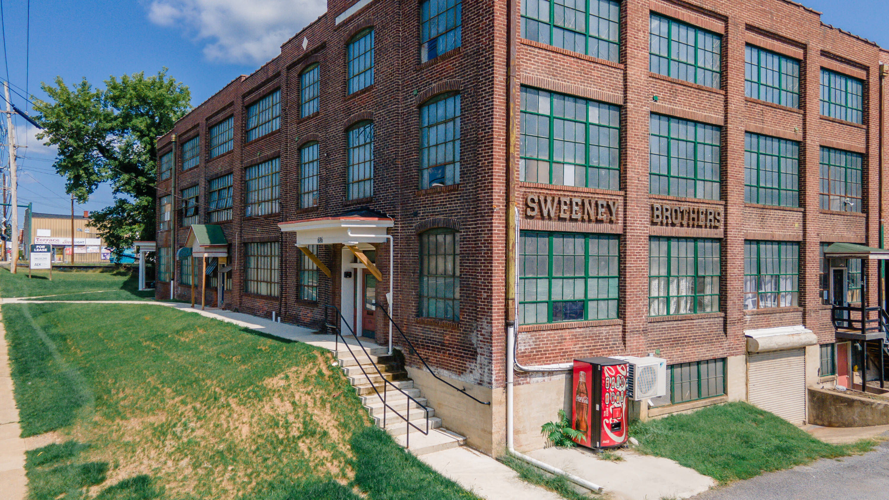 686 Pennsylvania Ave, Hagerstown, MD 21740