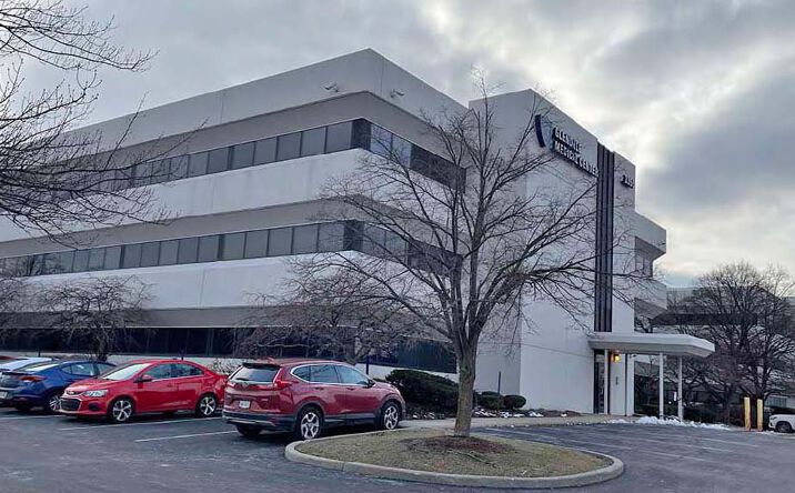 Pictures of Office property located at 3355 Glendale Avenue, Toledo, OH 43614 for lease - image #1