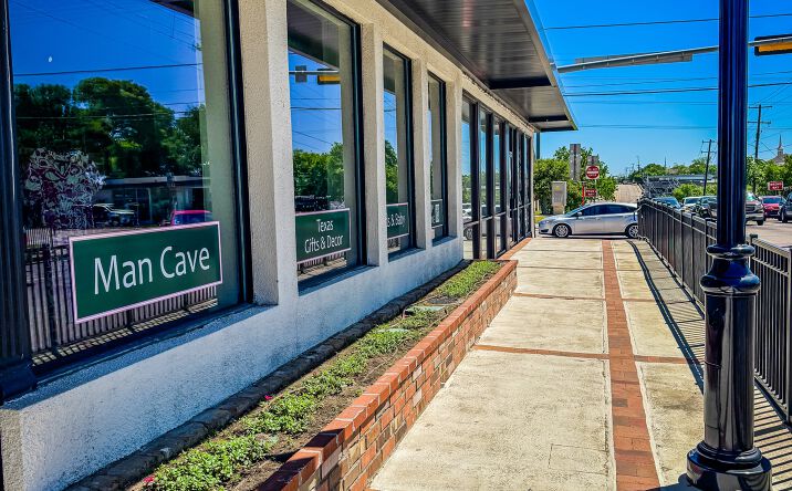 Pictures of Retail, Office property located at 115 S Goliad St, Rockwall, TX 75087 for lease - image #1