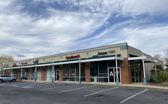 Pictures of Retail, Office property located at 729 Richmond Ave, Staunton, VA 24401 for lease - image #1