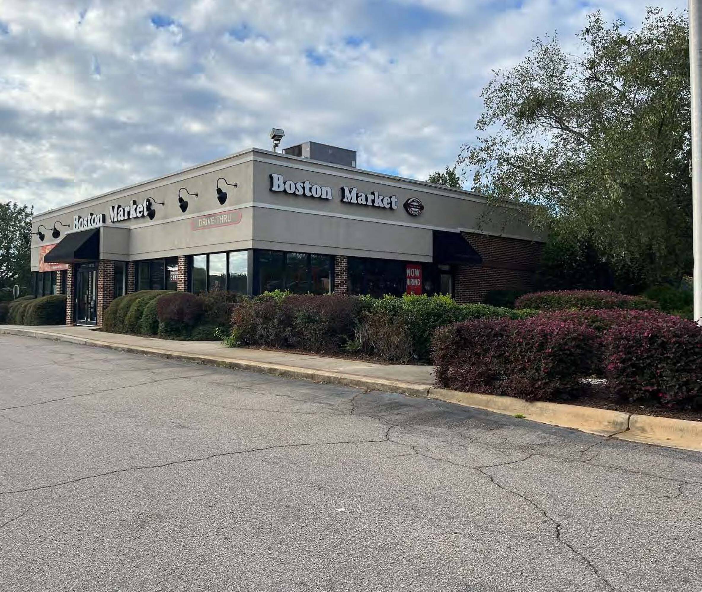 9500 Strickland Rd, Raleigh, NC 27615