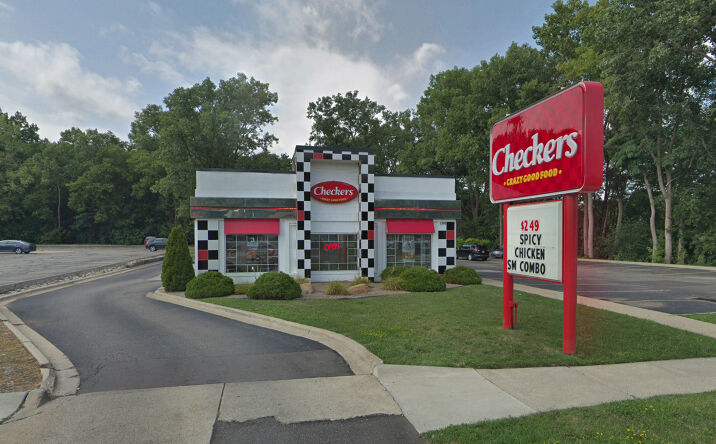Pictures of Retail, Restaurant property located at 2100 Orchard Lake Rd, Sylvan Lake, MI 48320 for lease - image #1