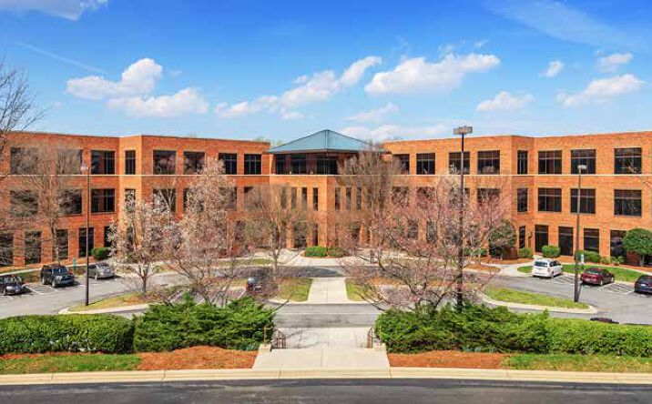 Pictures of Office property located at 4050 Piedmont Pkwy, High Point, NC 27265 for lease - image #1