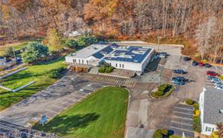 Pictures of Office property located at 192 Westbrook Rd, Essex, CT 06426 for lease - image #1