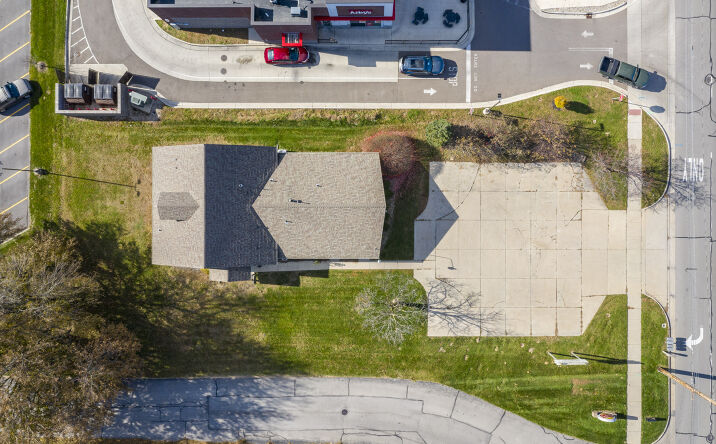 Pictures of Land, Retail, Office property located at 3277 W Sterns Rd, Lambertville, MI 48144 for lease - image #1