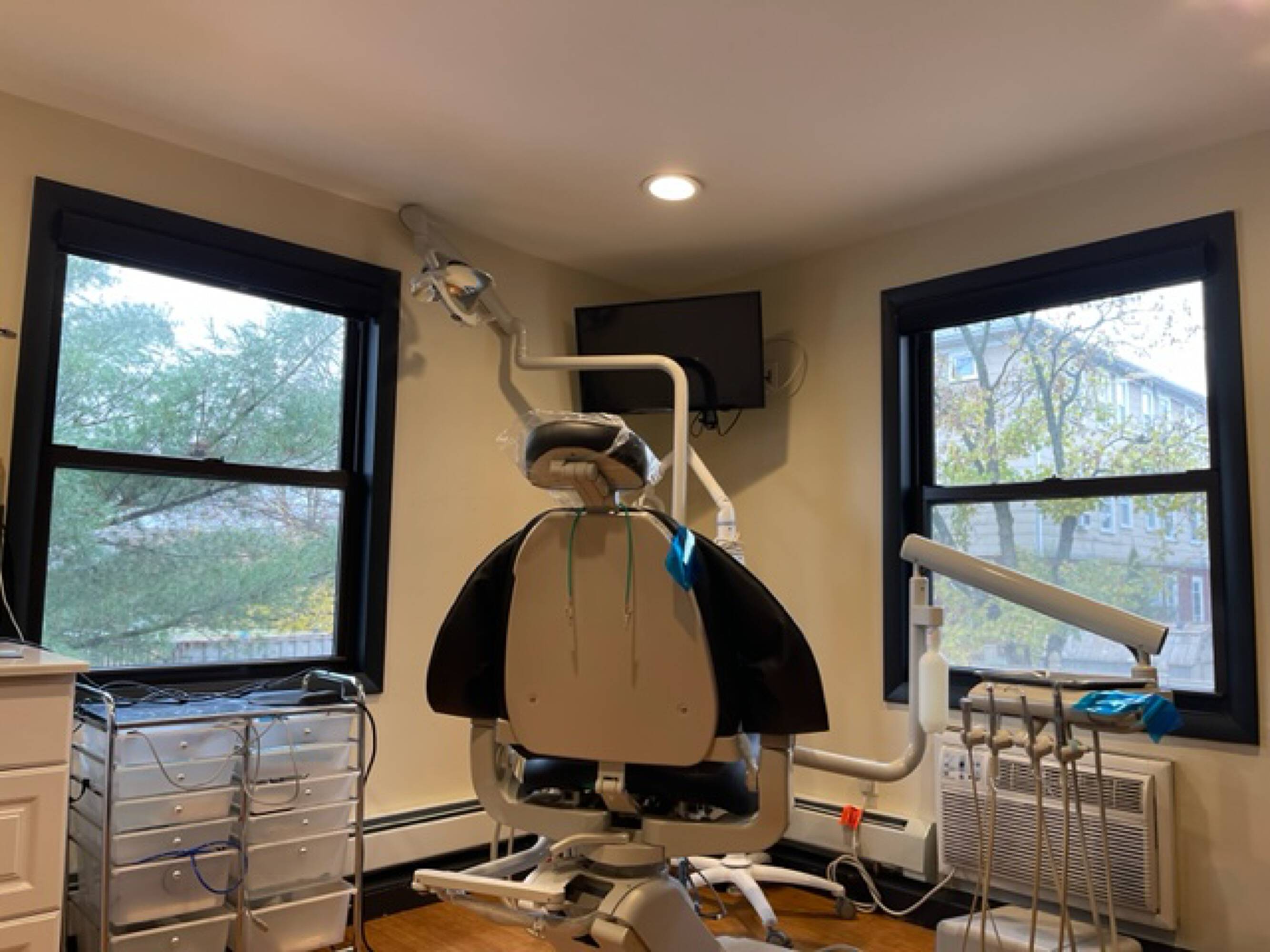 556 Armistice Blvd, Pawtucket, RI 02861