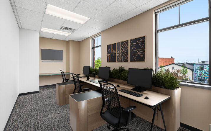 Pictures of Retail, Office property located at 400 Reid St, De Pere, WI 54115 for lease - image #1