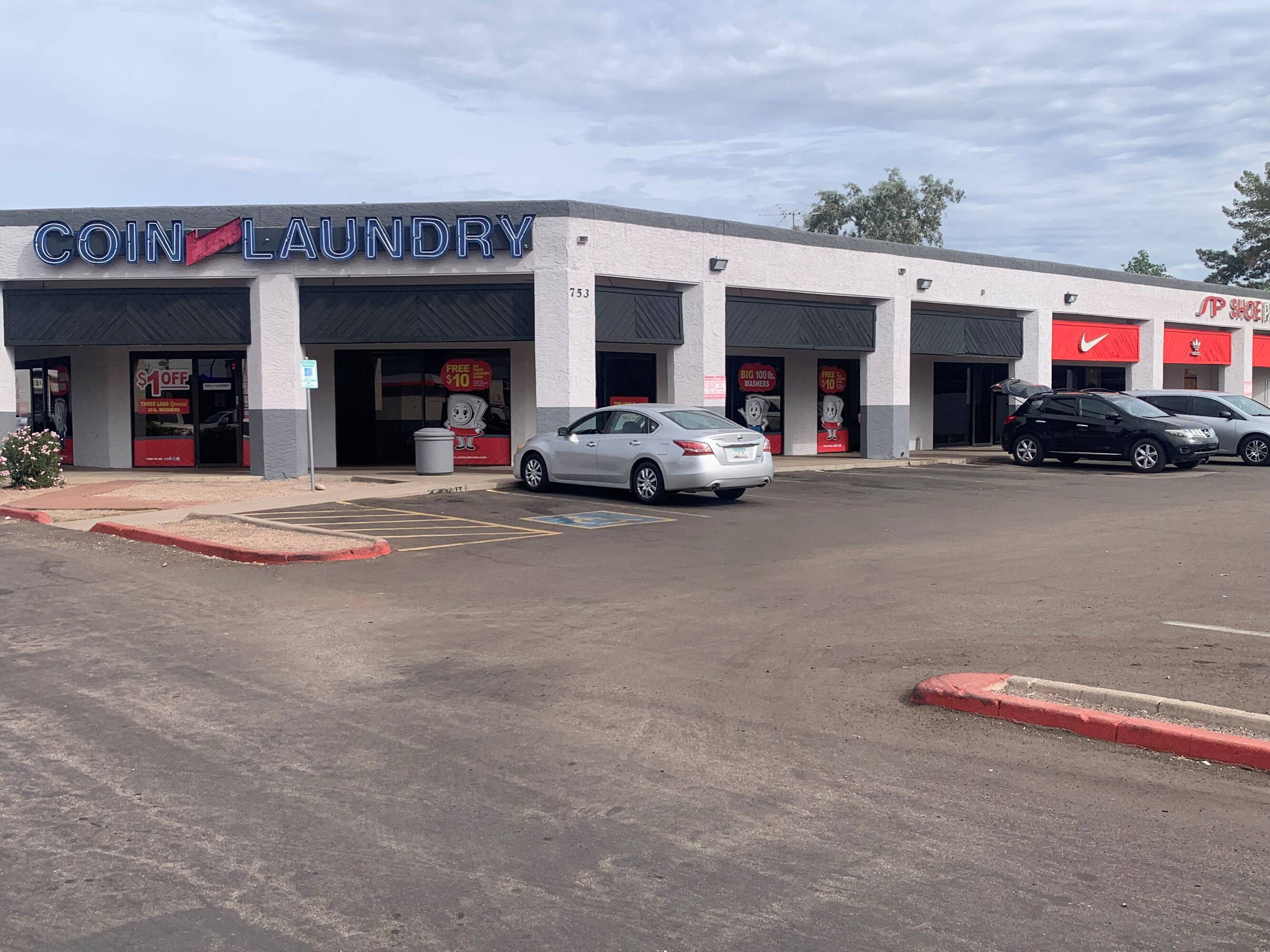 753765 S Alma School Rd, Mesa, AZ 85210