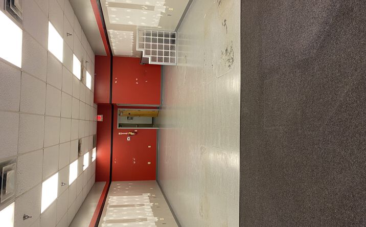 Pictures of Retail property located at 1233 N Eastman Rd, Kingsport, TN 37664 for lease - image #1