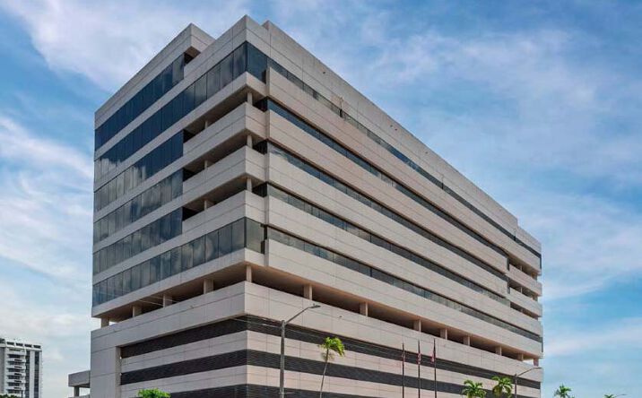 Pictures of Retail, Office, Restaurant property located at 999 Ponce de Leon Blvd, Coral Gables, FL 33134 for lease - image #1
