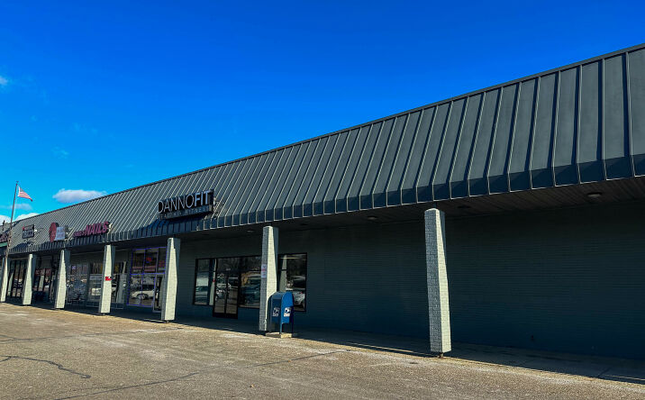 Pictures of Retail property located at 29048 N Campbell Rd, Madison Heights, MI 48071 for lease - image #1