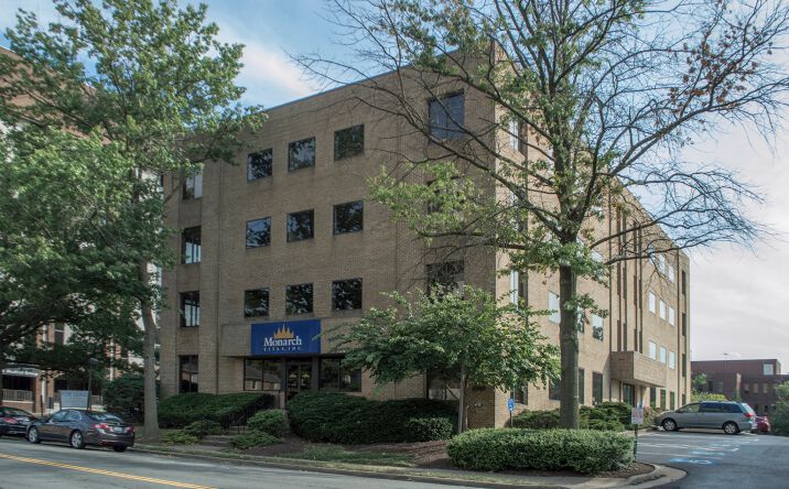 Pictures of Office property located at 6861 Elm St, McLean, VA 22101 for lease - image #1