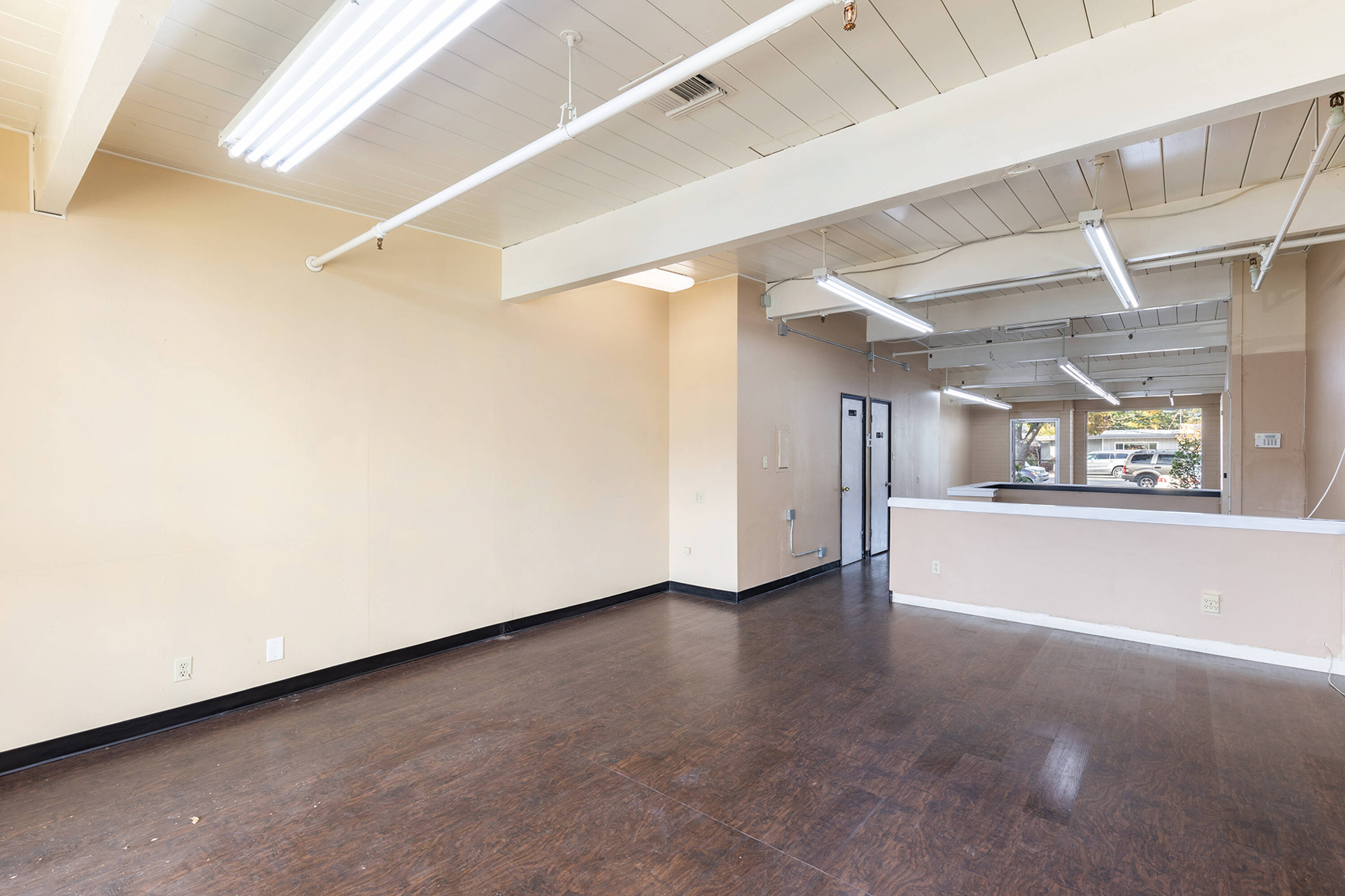 Santa Rosa Hyw 4754 Old Redwood Hwy, Santa Rosa, CA 95403 | Crexi.com