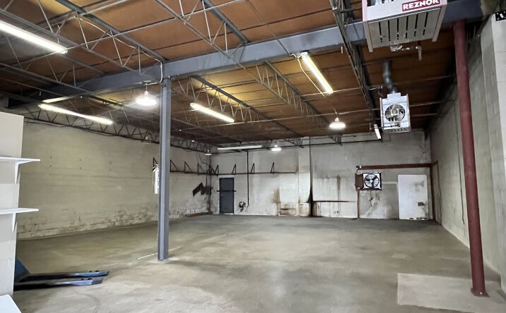 Pictures of Industrial property located at 6427 Baltimore National Pike, Catonsville, MD 21228 for sales - image #1