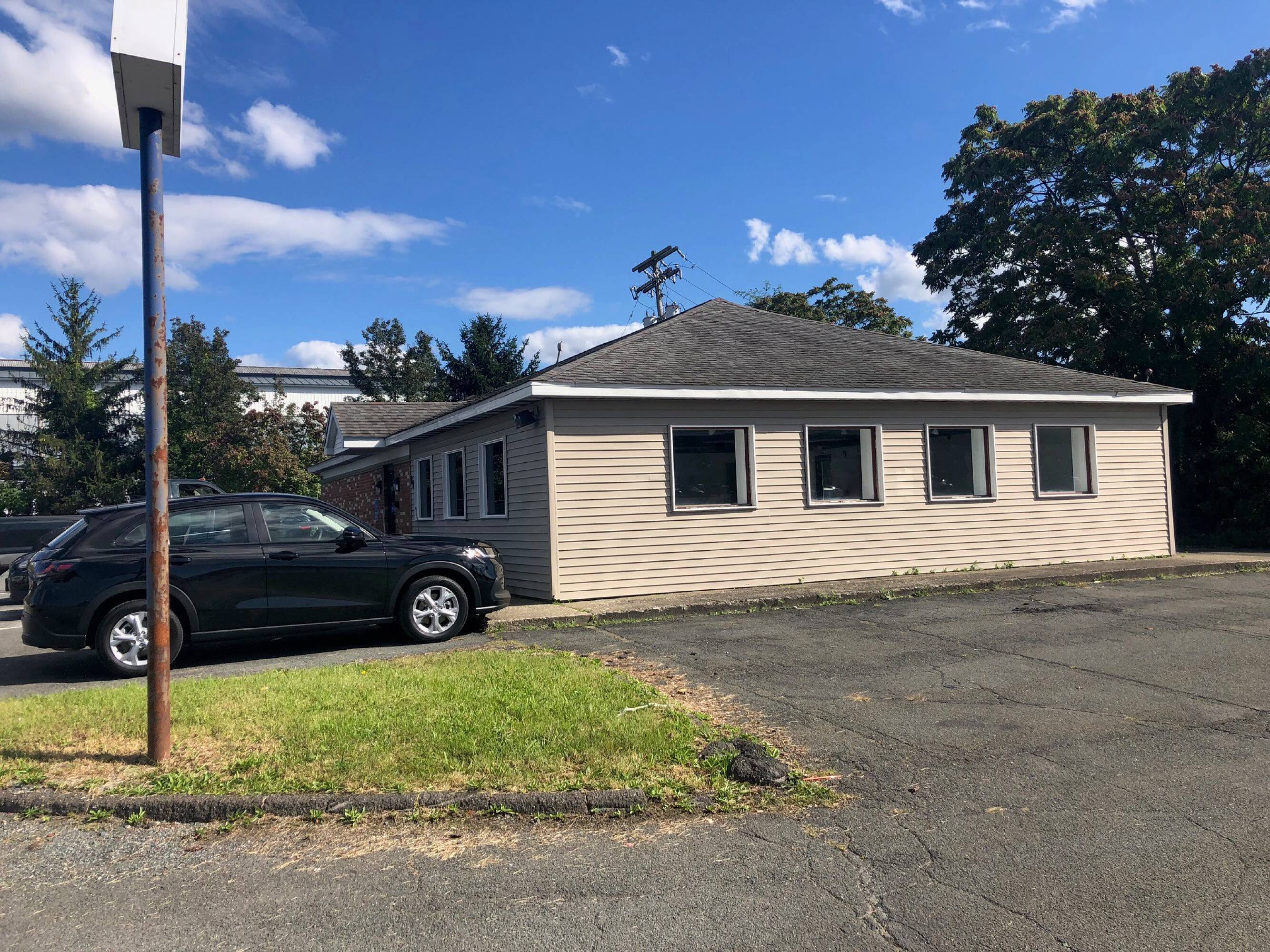 81 Broadway, Menands, NY 12204 | Crexi.com