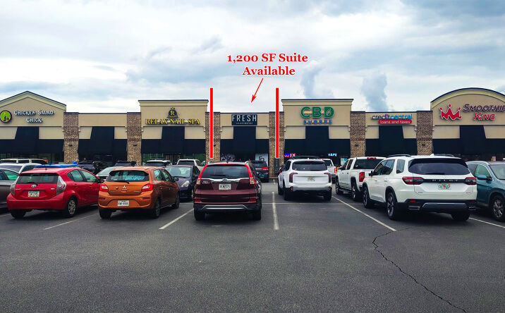 Pictures of Retail property located at 4088 Watson Blvd, Warner Robins, GA 31093 for lease - image #1