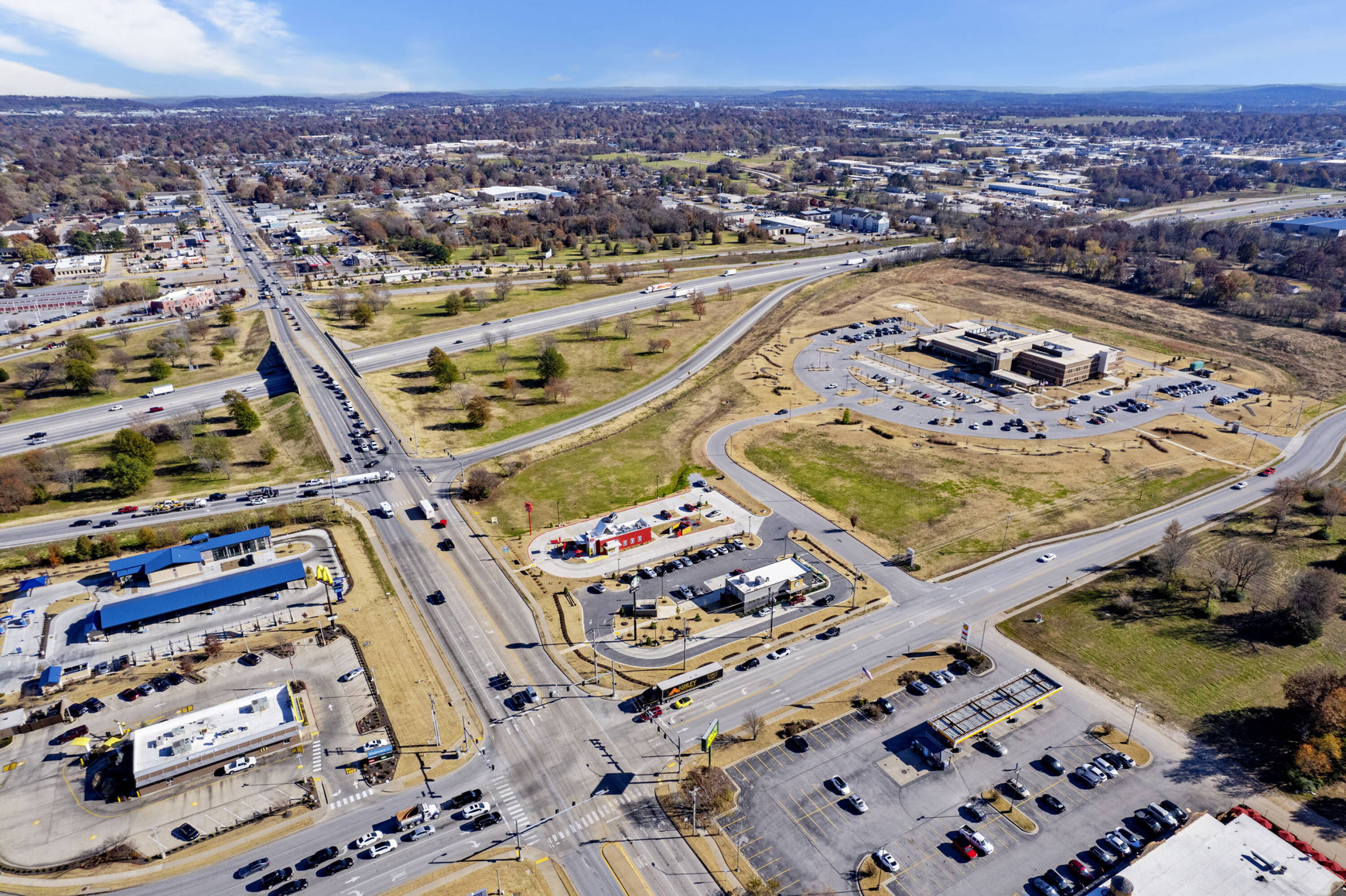 Elm Springs Rd, Springdale, AR 72762