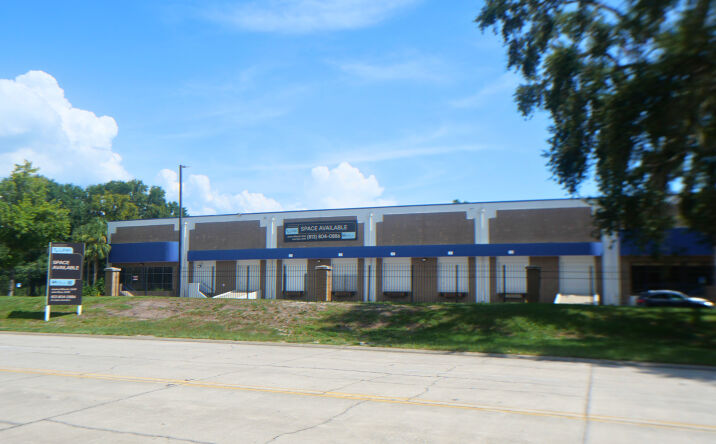 Pictures of Industrial property located at 3719 Corporex Park Dr, Tampa, FL 33619 for lease - image #1