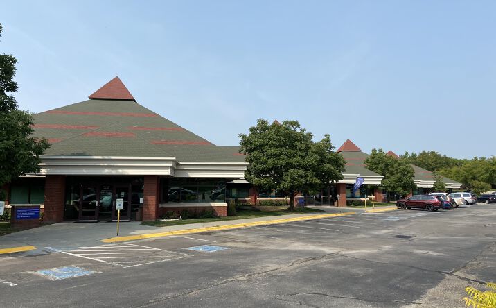Pictures of Office property located at 4501 S 70th St, Lincoln, NE 68516 for lease - image #1