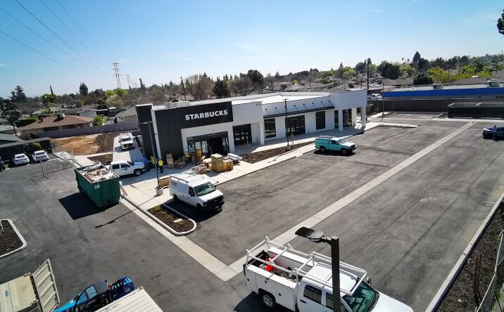 Pictures of Retail, Office, Restaurant property located at 3122 N Millbrook Ave, Fresno, CA 93703 for lease - image #1