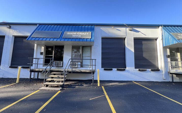 Pictures of Industrial property located at 3700 Wendell Dr SW, Atlanta, GA 30336 for lease - image #1