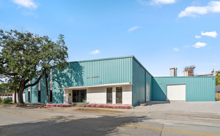 Pictures of Retail, Office, Special Purpose property located at 3915 McKinney St, Houston, TX 77023 for lease - image #1