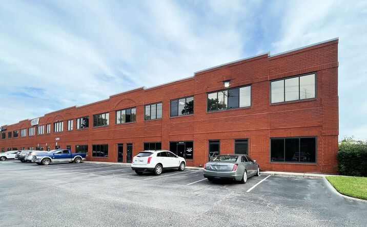 Pictures of Industrial property located at 5257 – 5269 Cleveland Street, Virginia Beach, VA 23462 for lease - image #1