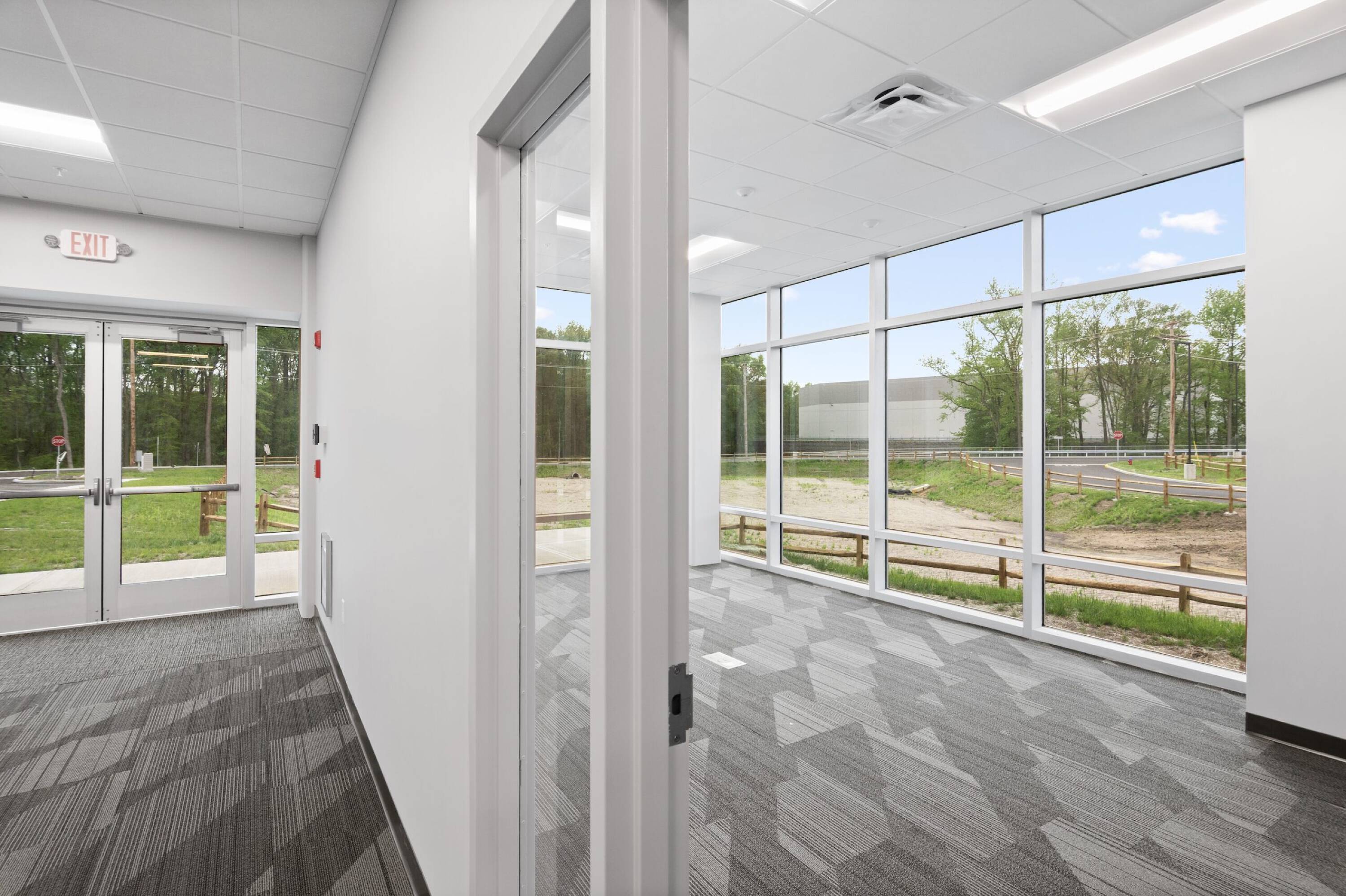 3294389