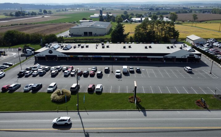Pictures of Retail property located at 844 W Main St, New Holland, PA 17557 for lease - image #1