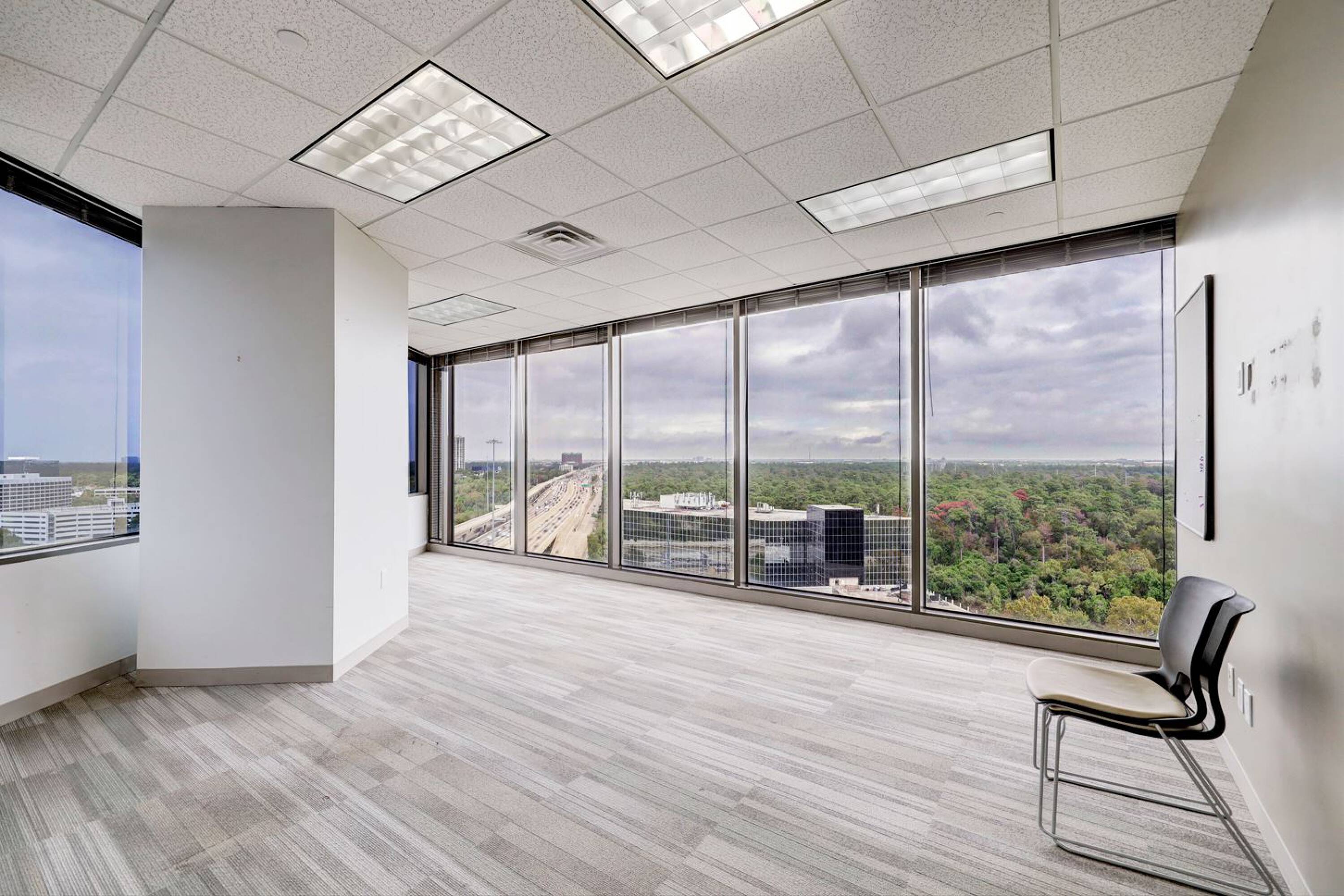 10,603 SF - 20,272 SF Available Office Space