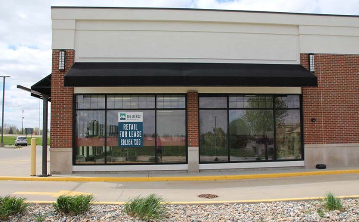 Pictures of Retail property located at 803 Anthony Dr, Champaign, IL 61822 for lease - image #1