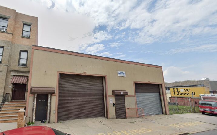 Pictures of Retail property located at 218 W 57th St, New York, NY 10019 for lease - image #1