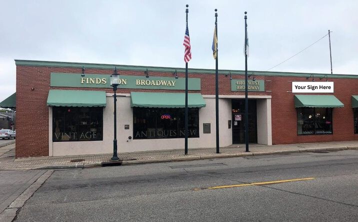 Pictures of Retail property located at 4180 W Broadway, Robbinsdale, MN 55422 for lease - image #1