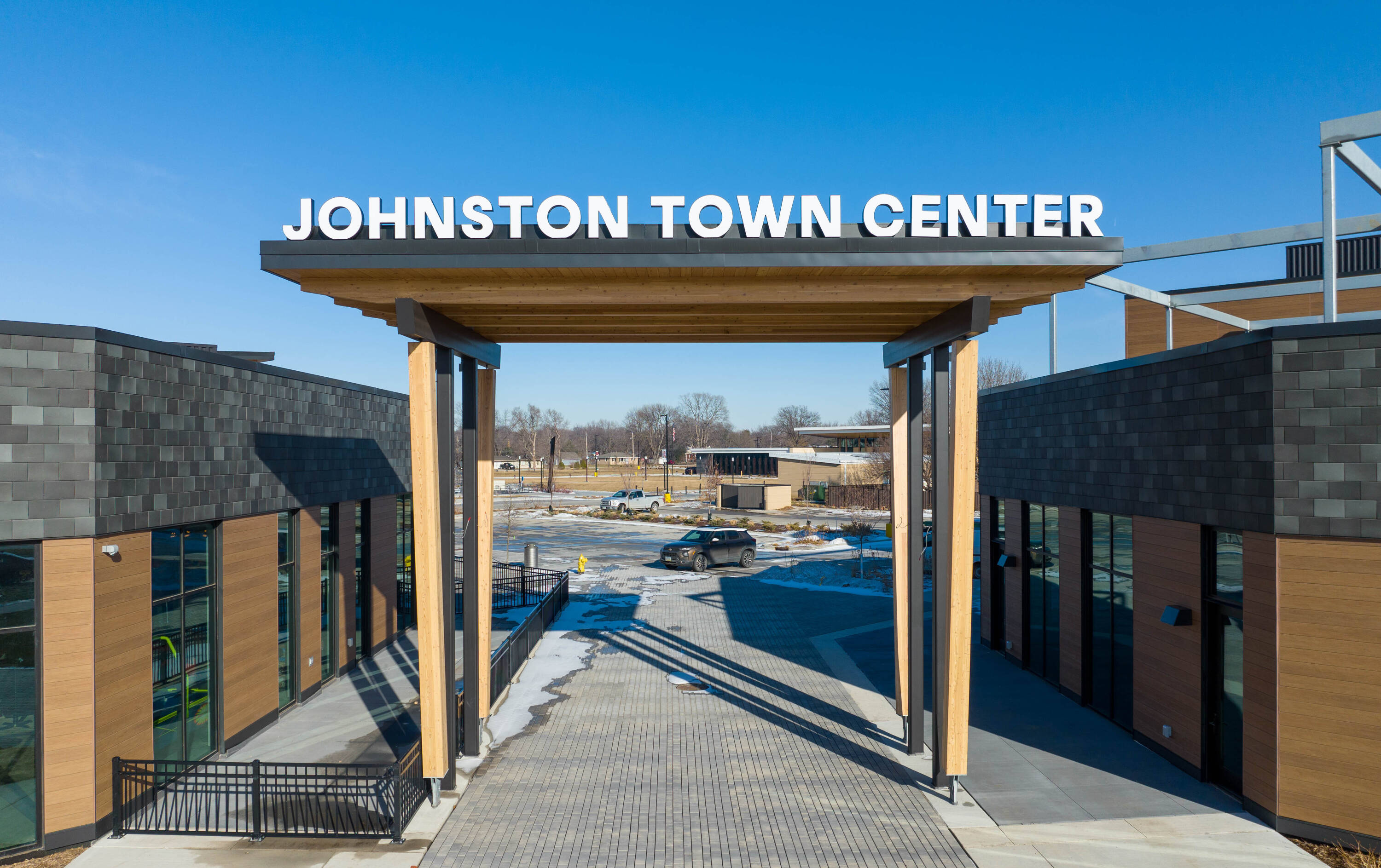 6201 Merle Hay Rd, Johnston, IA 50131