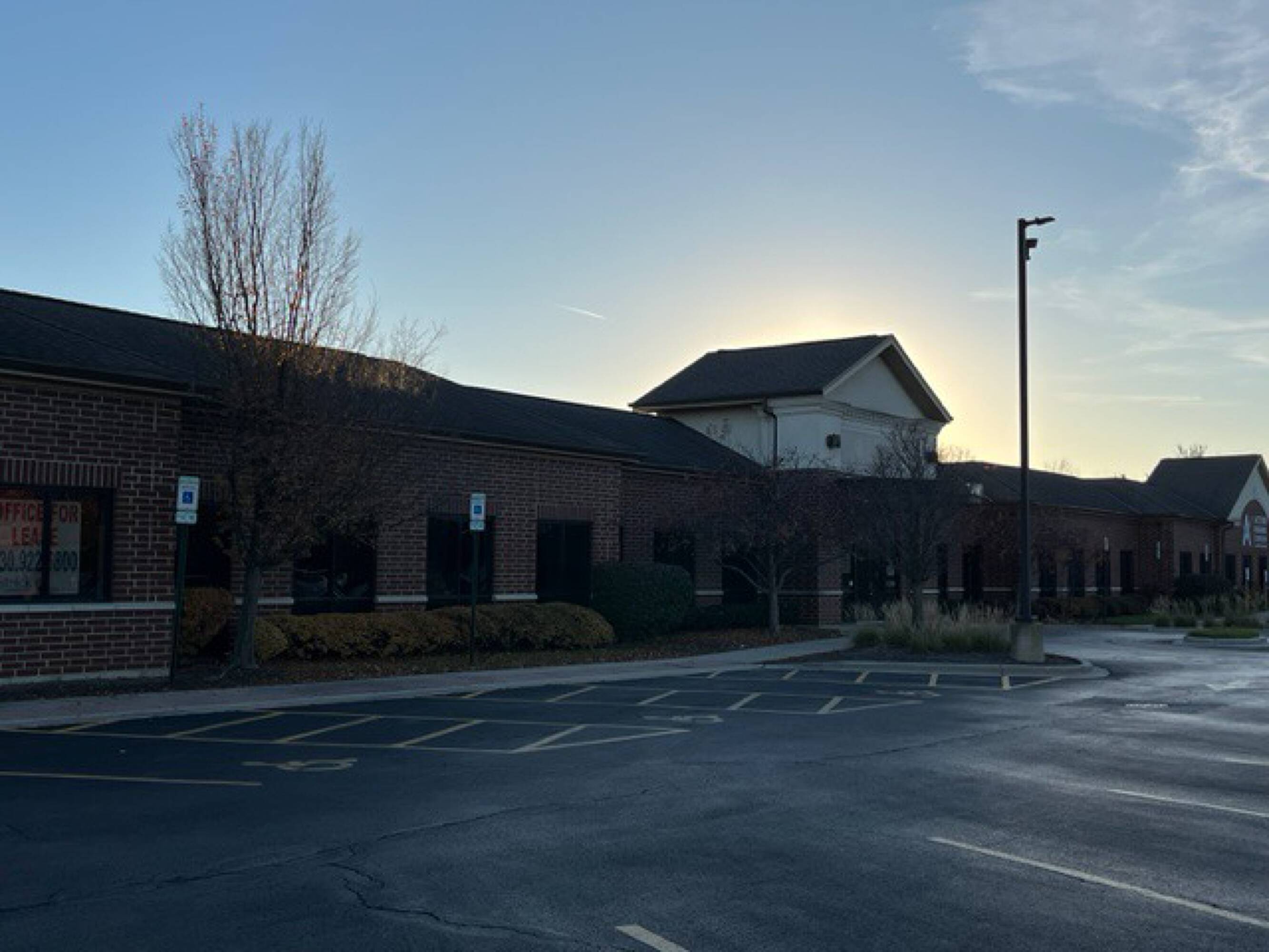 7000 Caton Farm Rd, Plainfield, IL 60586