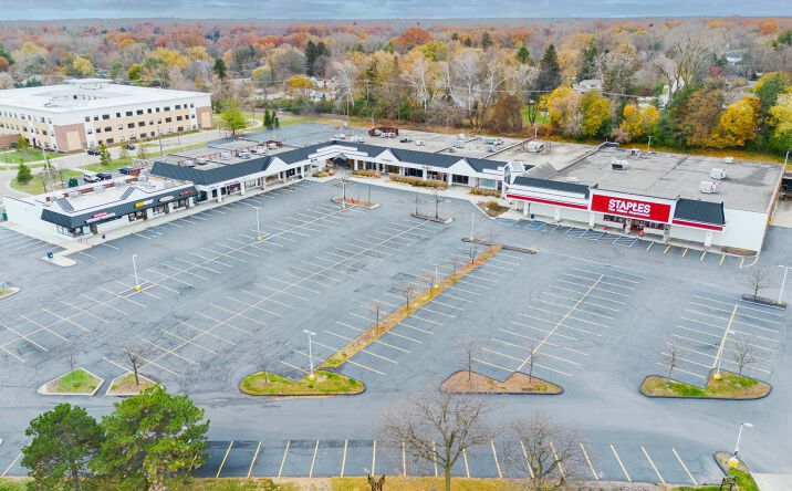 Pictures of Office property located at 43313 Woodward Ave, Bloomfield Hills, MI 48302 for lease - image #1