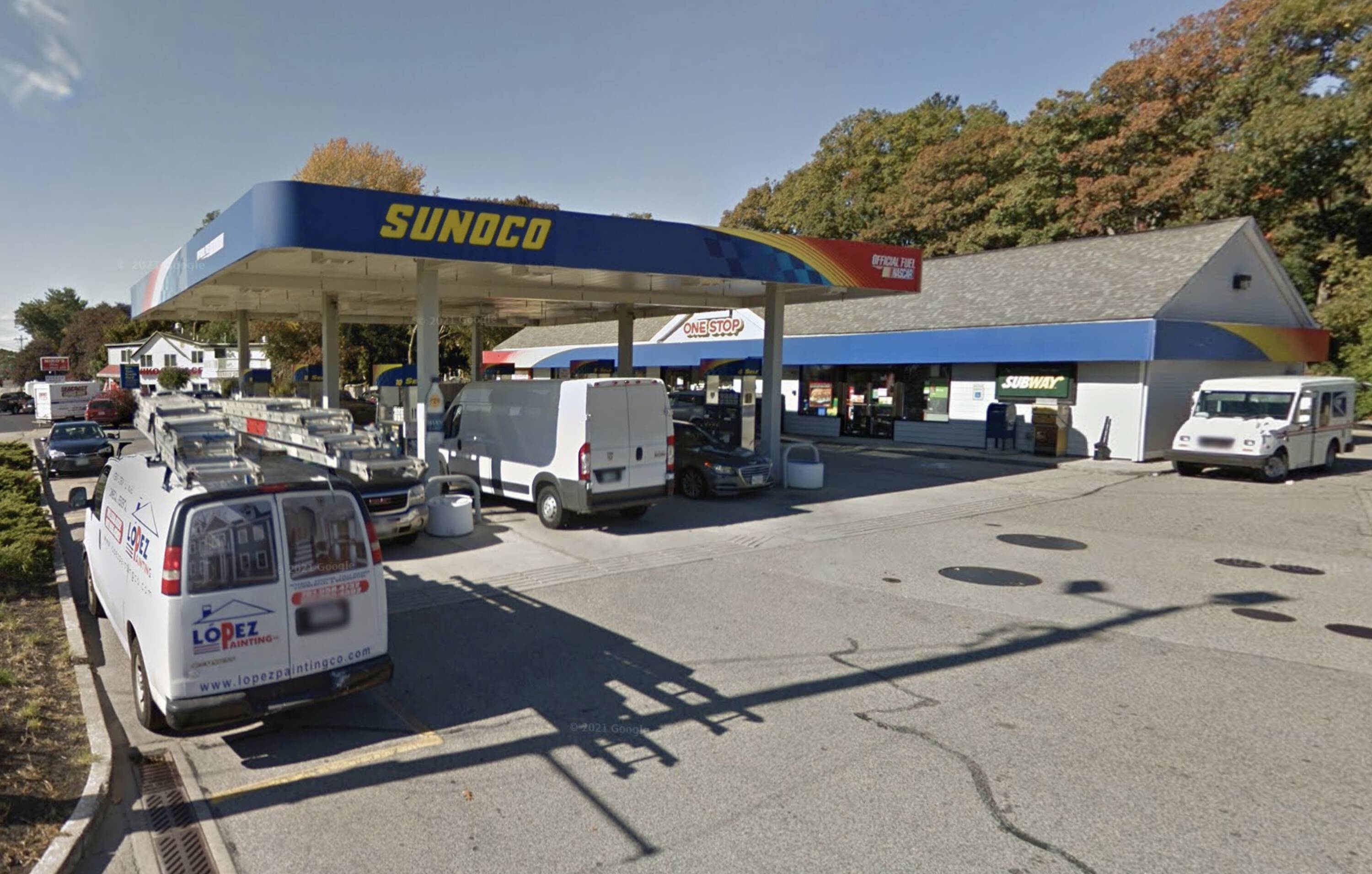 192 Elm St, Salisbury, MA 01952