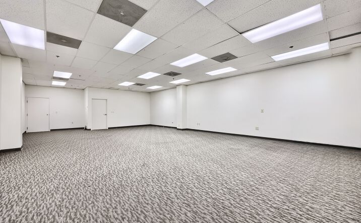 Pictures of Office property located at 315 W James St, Lancaster, PA 17603 for lease - image #1