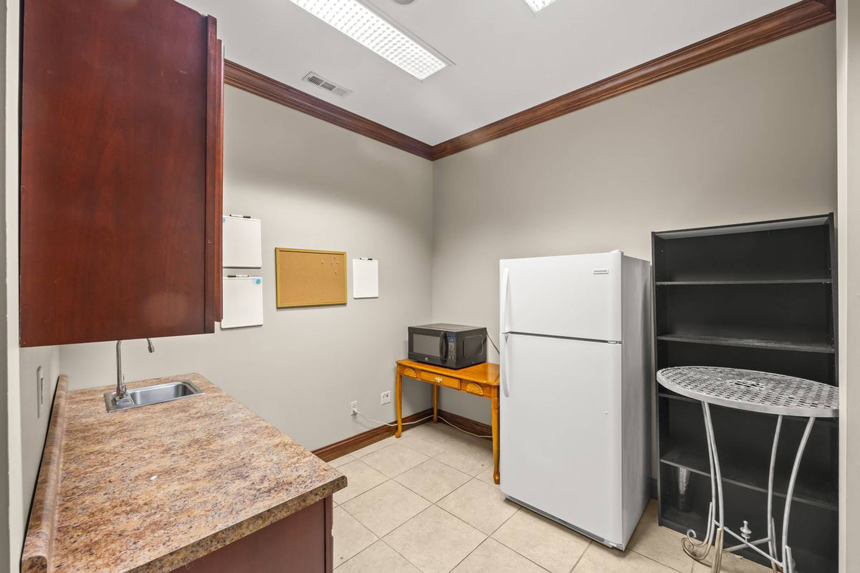 412 Ebenezer Rd, Knoxville, TN 37923