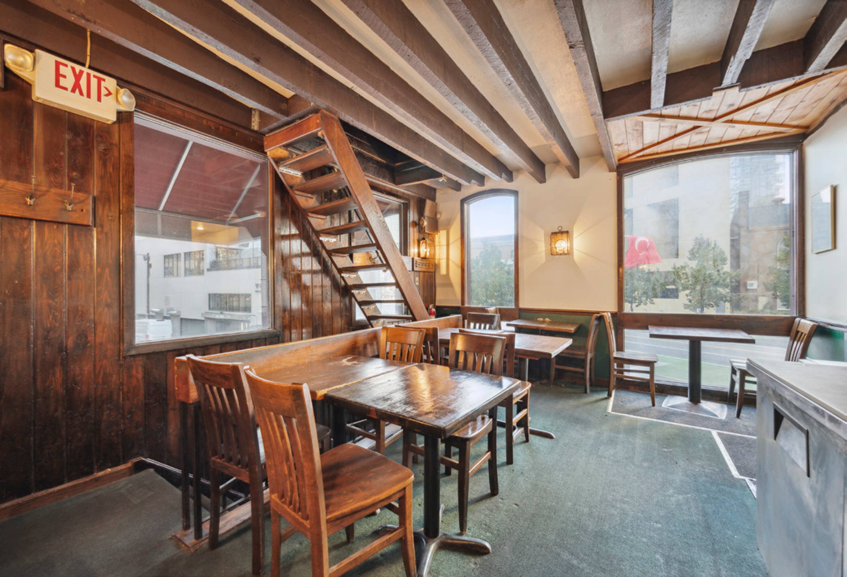 1714 Cherry St, Philadelphia, PA 19103