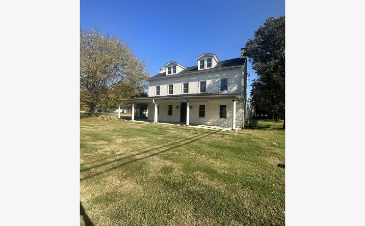 Pictures of Office property located at 37 E Germantown Pike, Plymouth Meeting, PA 19462 for lease - image #1