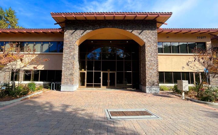Pictures of Office property located at 30077 Agoura Ct, Agoura Hills, CA 91301 for lease - image #1