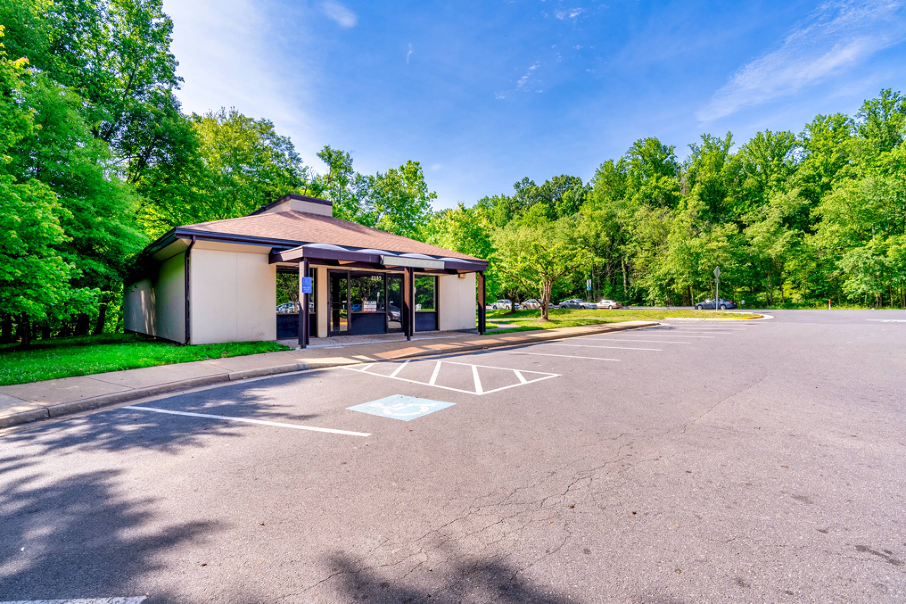 2235 Soapstone Dr, Reston, VA 20191